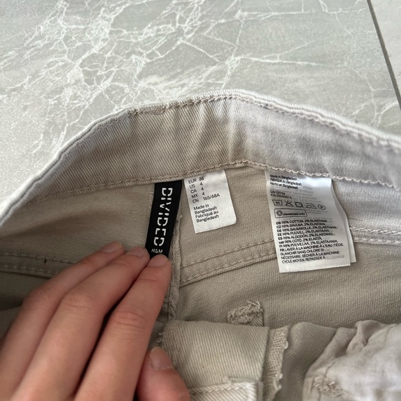 Brand New H&M Twill pants - Picture 2 of 4